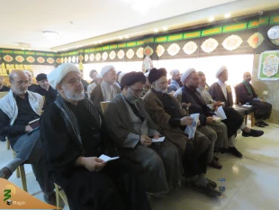 نجفی روحانی نماینده بعثه رهبری درعراق: مقاومت در منطقه الگو گرفته از قیام سید الشهدا است

درگردهمایی روحانیون و مداحان نماینده بعثه رهبری در عراق مقاوت در منطقه را نشأت گرفته از عاشورای حسینی دانست 5