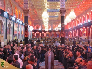 عزادارای زائران ایرانی در حرم امام حسین(ع)

حجت الاسلام والمسلمین رجائی پور با اشاره به عزت و دوری از ذلت به عنوان شاخصه مکتب امام حسین(ع) ضرورت این مسأله را در زندگی یادآور شد. 2