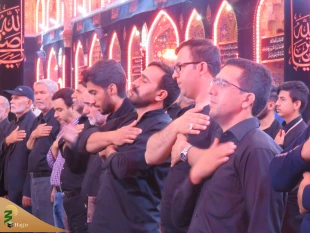 عزادارای زائران ایرانی در حرم امام حسین(ع)

حجت الاسلام والمسلمین رجائی پور با اشاره به عزت و دوری از ذلت به عنوان شاخصه مکتب امام حسین(ع) ضرورت این مسأله را در زندگی یادآور شد. 2