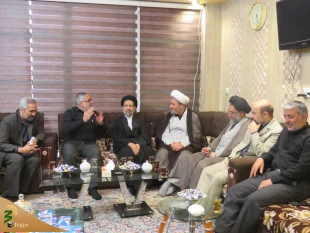 دیدار حجت الاسلام و المسلمین ابوترابی با مسئول دفتر نمایندگی بعثه رهبری در کربلا

حجت الاسلام و المسلمین ابوترابی با حضور در دفتر نمایندگی بعثه مقام معظم رهبری در عراق با حجت الاسلام والمسلمین بهجتی دیدار و گفتگو کرد. 2