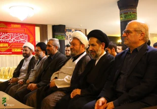 تقدیر  از خدمات فرهنگی بعثه مقام معظم رهبری و ستاد عمره و عتبات دانشگاهیان

حجت الاسلام والمسلمین ابوترابی امام جمعه موقت تهران طی مراسمی با حضور در گردهمایی دانشجویان در کربلای معلی از خدمات فرهنگی بعثه و ستاد عتبات دانشگاهیان در عراق به دانشجویان و دانش