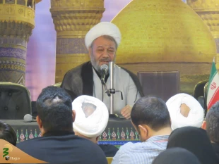 مسئول دفتر نمایندگی بعثه مقام معظم رهبری در کربلا:

کربلا بهترین و مهمترین مکان روی زمین برای تحول درونی انسان هاست

مسئول دفتر نمایندگی بعثه مقام معظم رهبری در چهاردهمین گردهمایی دانشجویان و دانشگاهیان در کربلای معلی، با اشاره به تجسم اعمال انسان در قیام