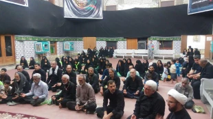 برپایی مراسم دعای توسل در جوار حرم کاظمین (ع) + تصاویر

زمزمه های عاشقانه دعای پرفیض توسل در جوار حرم مطهر امامین جوادین(ع) در شهر مقدس کاظمین. 2