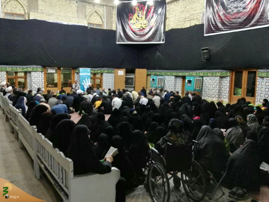 کمیل عاشقانه زائران ایرانی در جوار ملوکتی حرم امامین عسکریین(ع)

ندای یارب یارب از کمیل شورآفرین امیرمؤمنان به درگاه ایزد یکتا این بار از حنجره زائران ایرانی به آسمان رسید. 2