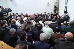 جمعی از مسئولان و دست‌اندرکاران حج با رهبر معظم انقلاب دیدار کردند 30