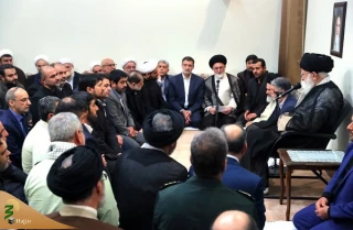 الإمام الخامنئي لدى لقائه القائمين على شؤون الحج
الحجّ الإبراهيمي هو الحجّ بعد الثورة الإسلامية وهو مختلفٌ عن الحجّ الذي كان يسبقه