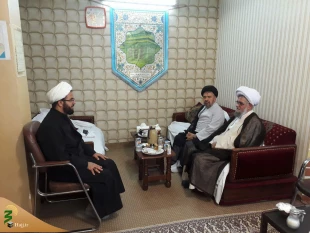 بازدید آیت الله حاج شیخ محسن قمی و هیئت همراه از دفتر نمایندگی بعثه رهبری در کاظمین 5