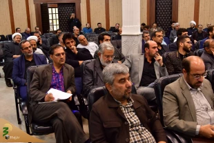روایتگری مصور عاشورا با چهار زبان در قرارگاه اربعین استان قم 7