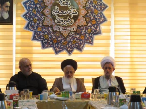 جلسه شورای فرهنگی در بعثه مقام معظم رهبری درعراق برگزار شد