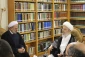 آیت‌الله مکارم شیرازی:

باید به مردم عراق به عنوان میزبان اربعین احترام کرد 4