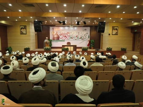 برگزاری نشست علمی کارکردهای سیاسی اجتماعی ... اربعین در گردهمایی مبلغین اربعین 97 در دفتر پژوهشکده حج و زیارت خراسان رضوی :

نشست علمی «کارکردهای سیاسی اجتماعی پیاده روی اربعبن حسینی» 2