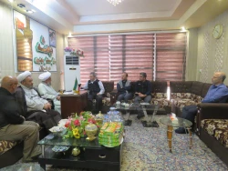 دیدار نمایندگان بیمه ایران با نماینده بعثه رهبری در عراق

 5