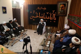 آیت الله نوری همدانی:

اربعین مانور بزرگ در برابر عرصه باطل، قوی تر و با شکوه تر و با وحدت بیشتر برگزار شود 5