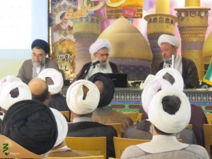 در پیاده روی اربعین در هر قدمش هزار حسنه داده می شود
 2