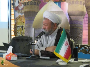 در پیاده روی اربعین در هر قدمش هزار حسنه داده می شود
 2