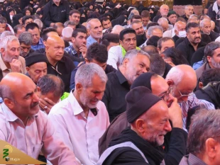 خطیب بعثه مقام معظم رهبری در کربلا:

توجّه به آداب زیارت موجب بهره گیرى بیشتر از برکات زیارت ایشان مى گردد. 2