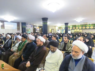 حجت الاسلام والمسلمین محمدیان : قرآن و اهل بیت دو بالی که انسان را به کمالمی رسانند. 4