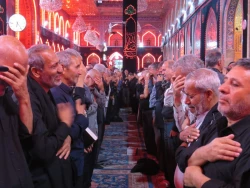 مراسم عزاداری زائران ایرانی در حرم سیدالشهدا (ع) برگزار شد 2