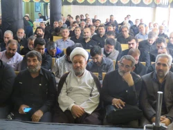 در گردهایی بزرگ موکب داران اربعین حسینی عنوان شد:

موکب داران  پرچم داران امام حسین(ع) 2