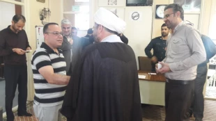 بازدید مسئول دفتر نمایندگی بعثه مقام معظم رهبری استان اردبیل از دفتر موقت کنسولگری عراق در استان 6