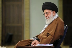 پیاده‌روی اربعین از منظر رهبر معظم انقلاب اسلامی: 

اربعین حسینی؛ اولین جوشش‌ چشمه‌ جوشان محبت حسینی (ع) 