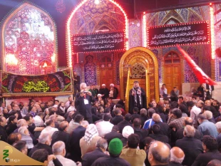 گزارش تصویری مداحی حاج سعید حدادیان در حرم مطهز امام حسین علیه السلام:

سیل خروشان جمعیت در مراسم صبحگاهی حرم سرور ور یالار شهیدان 2