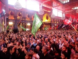 گزارش تصویری مداحی حاج سعید حدادیان در حرم مطهز امام حسین علیه السلام:

سیل خروشان جمعیت در مراسم صبحگاهی حرم سرور ور یالار شهیدان 2