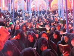 گزارش تصویری برگزاری دعای پرفیض کمیل در خیمه گاه حسینی:

استقبال کم نظیر زوار اربعین حسینی از مراسمات بعثه مقام معظم رهبری در کربلا
 2