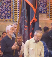 گزارش تصویری: حال و هوای بیرق داران موکب امام رضا (ع) در حرم امام حسین (ع) 

ما حامل لوای تو هستیم یا حسین (ع)
 4