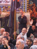گزارش تصویری: حال و هوای بیرق داران موکب امام رضا (ع) در حرم امام حسین (ع) 

ما حامل لوای تو هستیم یا حسین (ع)
 12