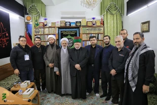 انتخاب شعار "الحسین یجمعنا" به موقع بود 6