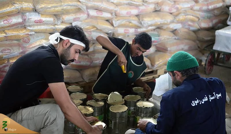 معاون اماکن متبرکه و امور زائران آستان قدس رضوی خبر داد:


خدمت‌رسانی آستان قدس رضوی به زائران اربعین در ۸ مرز ایران و ۵ منطقه عراق
 4