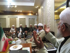 دیدار جمعی از علمای اهل سنت کردستان با نماینده بعثه رهبری در کشور عراق؛

امام حسین (ع) از همه بشریت دلربایی کرده است