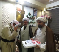 دیدار جمعی از علمای اهل سنت کردستان با نماینده بعثه رهبری در کشور عراق

امام حسین (ع) از همه بشریت دلربایی کرئه است 4