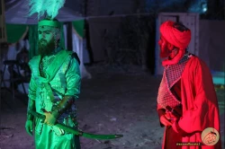 در ایام اربعین حسینی: 

نمایش هنری« آب و آینه»  باز خوانی عاشورای  حسینی  در کربلای معلا  2