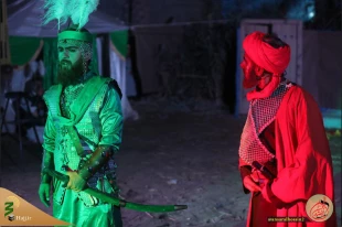 در ایام اربعین حسینی: 

نمایش هنری« آب و آینه»  باز خوانی عاشورای  حسینی  در کربلای معلا  2