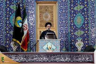 حجت الاسلام والمسلمین قاضی عسکر:

حادثه عاشورا موجب خنثی شدن توطئه دشمنان شد 3