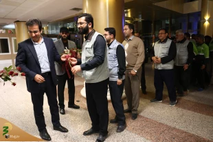 مدیرکل هماهنگی و نظارت بر خدمات شهری شهرداری مشهد خبر داد:

فعالیت 7 هزار پاکبان در شهر مشهد هم‌زمان با روزهای پایانی ماه صفر 9