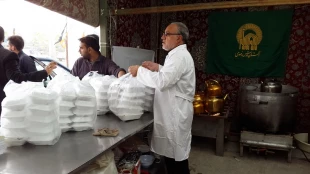 ایستگاه‌های صلواتی پرشور و پرتلاش در خدمت‌رسانی به زائران حضرت رضا (ع)/تصاویر 19