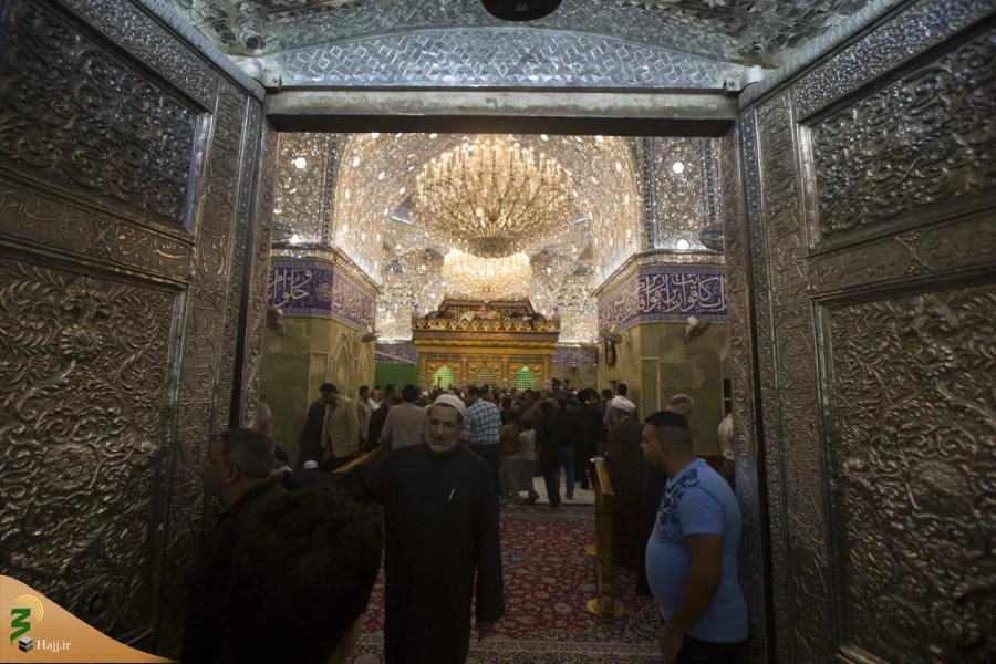 با فرارسیدن ماه ربیع الاول؛ 
حرم حضرت ابا الفضل العباس (ع) لباس عزا از تن در آورد 7