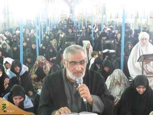 گزارش تصویری دعای کمیل در خیمه گاه حسینی

 7