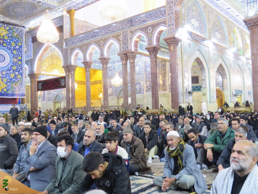 جشن آغاز امامت حضرت مهدی(عج) در حرم سیدالشهداء(ع)+ تصویر 5