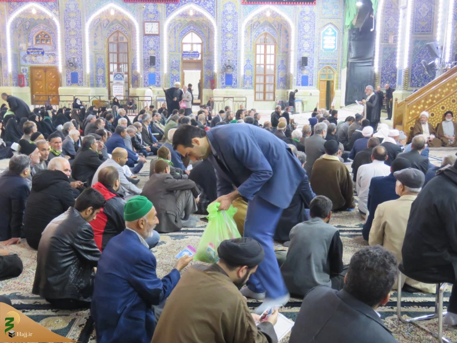 جشن آغاز امامت حضرت مهدی(عج) در حرم سیدالشهداء(ع)+ تصویر 7