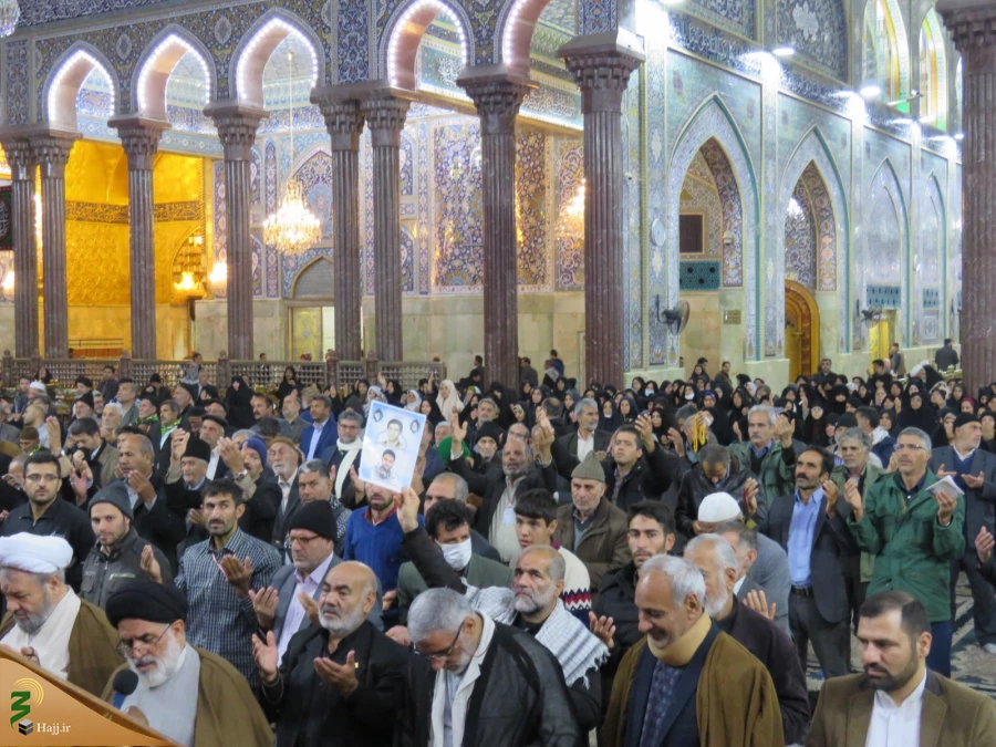 جشن آغاز امامت حضرت مهدی(عج) در حرم سیدالشهداء(ع)+ تصویر 9