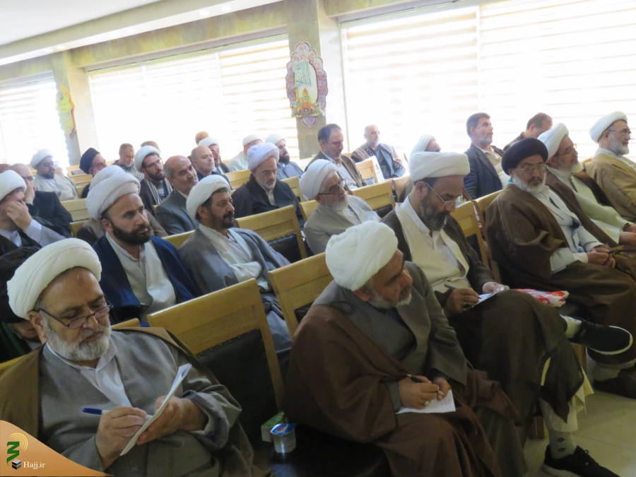 مسئول دفتر نمایندگی بعثه مقام معظم رهبری در عراق:

زیارت امام حسین (ع) روزی وعمر را زیاد می کند  7