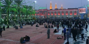 بین الحرمین برای برپایی مراسم میلاد پیامبر اعظم (ص) مفروش می‌شود