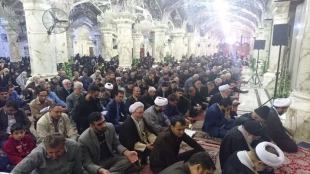 نوای دعای کمیل درحرم مطهر علی بن ابی طالب طنین انداز شد 16
