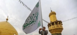 پرچم مزین به نام «محمد المصطفی(ص)» در حرم علوی برافراشته شد 3