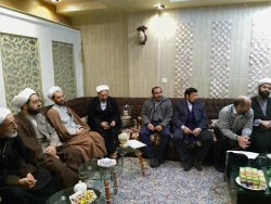 نماینده بعثه رهبری در عراق:

زائرین با وضعیت  عراق بیشتر آشنا شوند
 2