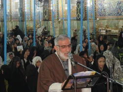 زمزمه عارفانه دعای روح بخش کمیل در عتبات عالیات 7
